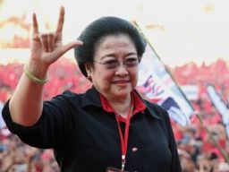 Meski Elektabilitas Menurun, PDI-P Diprediksi Tetap Juarai Pemilu 2024