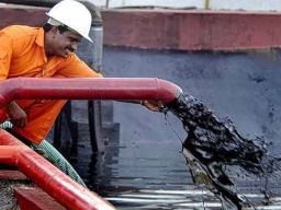 Dampak Serangan Iran, Pemerintah Diminta Antisipasi Kenaikan Minyak Mentah Dunia