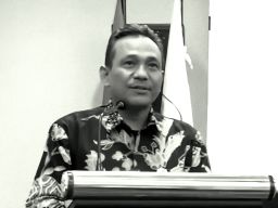 Framing Jahat Xpose Uncensored Trans7 Terhadap KH. Anwar Manshur dan Krisis Etika Jurnalistik