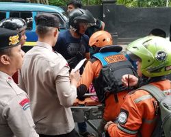 Heroik, Polisi Kota Malang bersama Warga Berhasil Selamatkan Seorang Anak Mau Bunuh Diri