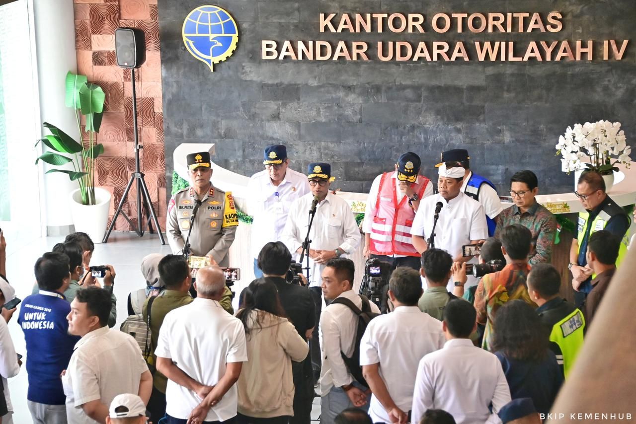 Menhub Bahas Penanganan Kepadatan Lalu Lintas Menuju Bandara Ngurah Rai