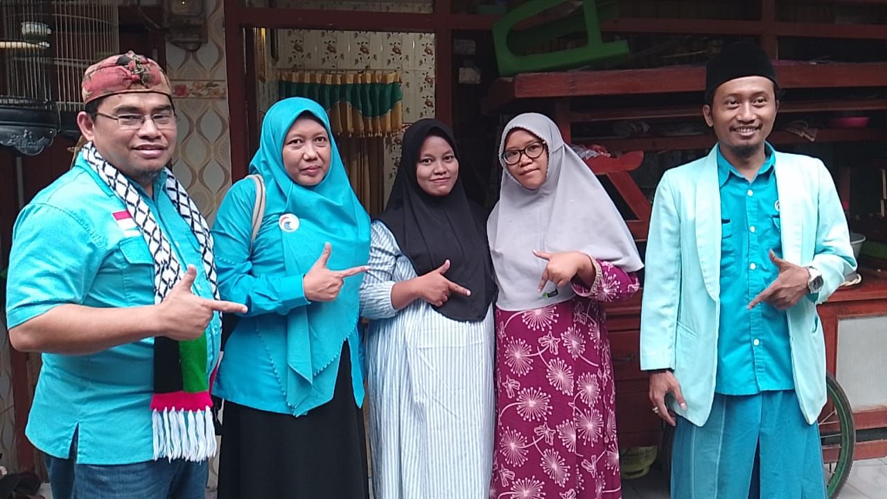 Sambangi Warga Sawahan Surabaya, Doddy Eka Putra Caleg Gelora Peduli Kesehatan Ibu Hamil