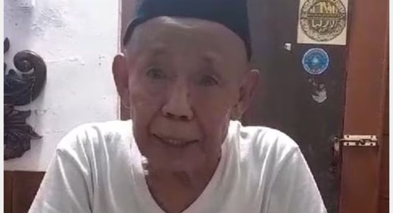 Inilah Sosok Mbah Benu, Pimpinan Jamaah Aolia yang Menjalankan Sholat Idul Fitri Lebih Dulu