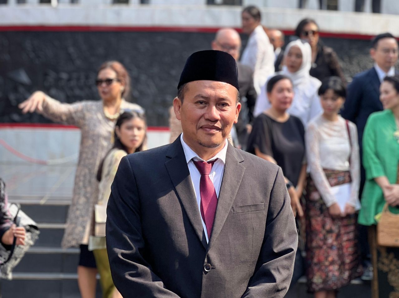 Ketua BPKN, Mufti Mubarok