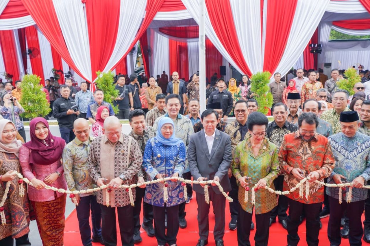 Gubernur Khofifah Resmikan Kantor DPD RI Jatim, Kini Saluran Aspirasi Lebih Dekat dengan Masyarakat