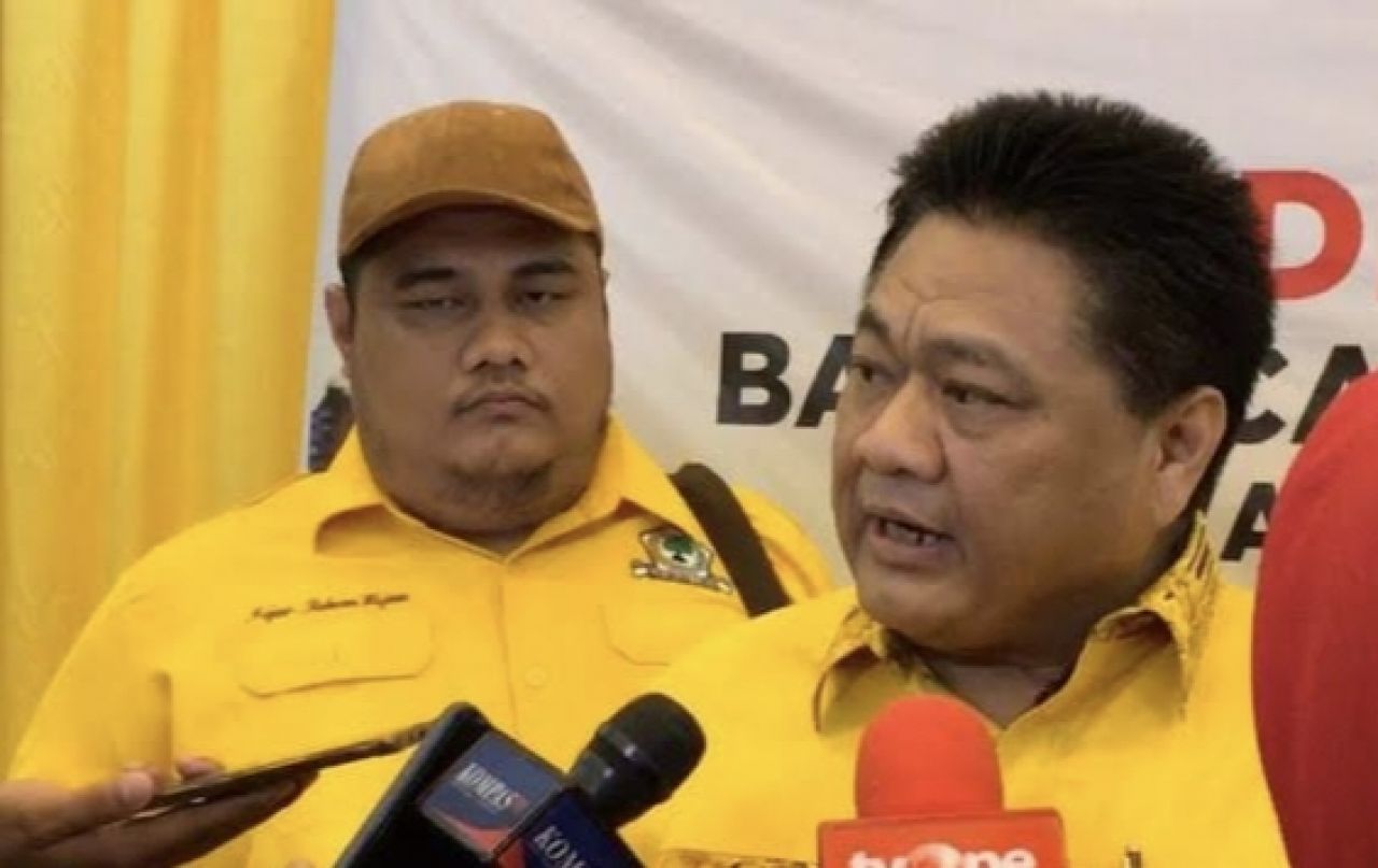 Kontroversi Nonaktif Adies Kadir dan Tunjangan DPR, Ridwan Hisjam Desak Kembali ke UUD 1945