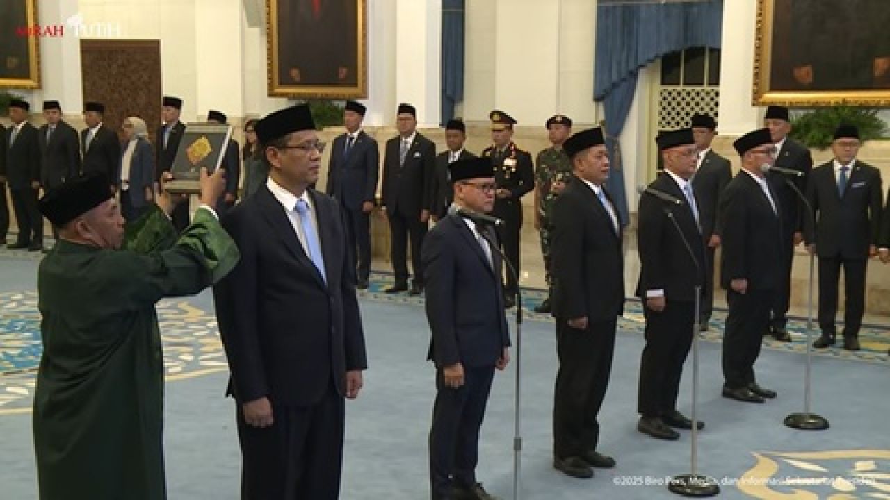 Membaca Arah Reshuffle