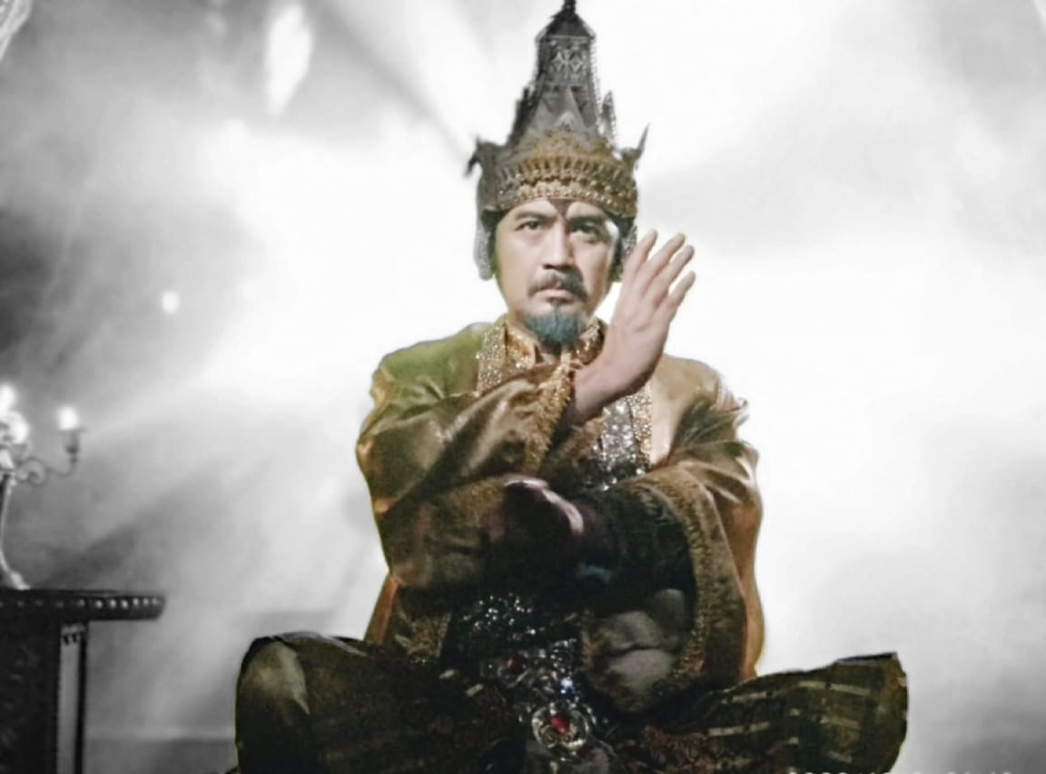 Aktor pemeran Prabu Siliwangi dalam serial Raden Kian Santang, An An Kusmardian. 