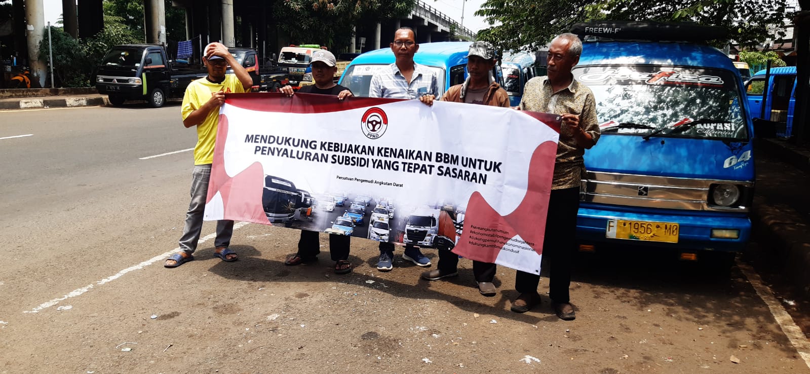 Persatuan Pengusaha Angkutan Darat (P2AD) saat memberikan dukungan agar subsidi BBM tepat sasaran. (Ist)