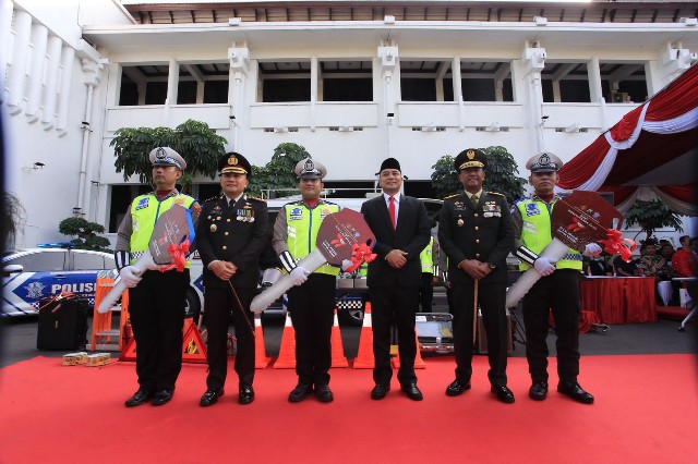 Tingkatkan Pelayanan, Polisi Surabaya Luncurkan Mobil Olah TKP Presisi 