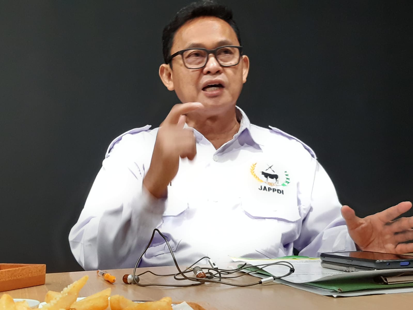 Ketum JAPPDI Asnawi saat memberikan paparan dalam webinar ‘Mendukung Pemerintah Stabilkan Harga Daging di Pasaran Jelang Hari Besar Keagamaan’ Selasa (1/3/2022).